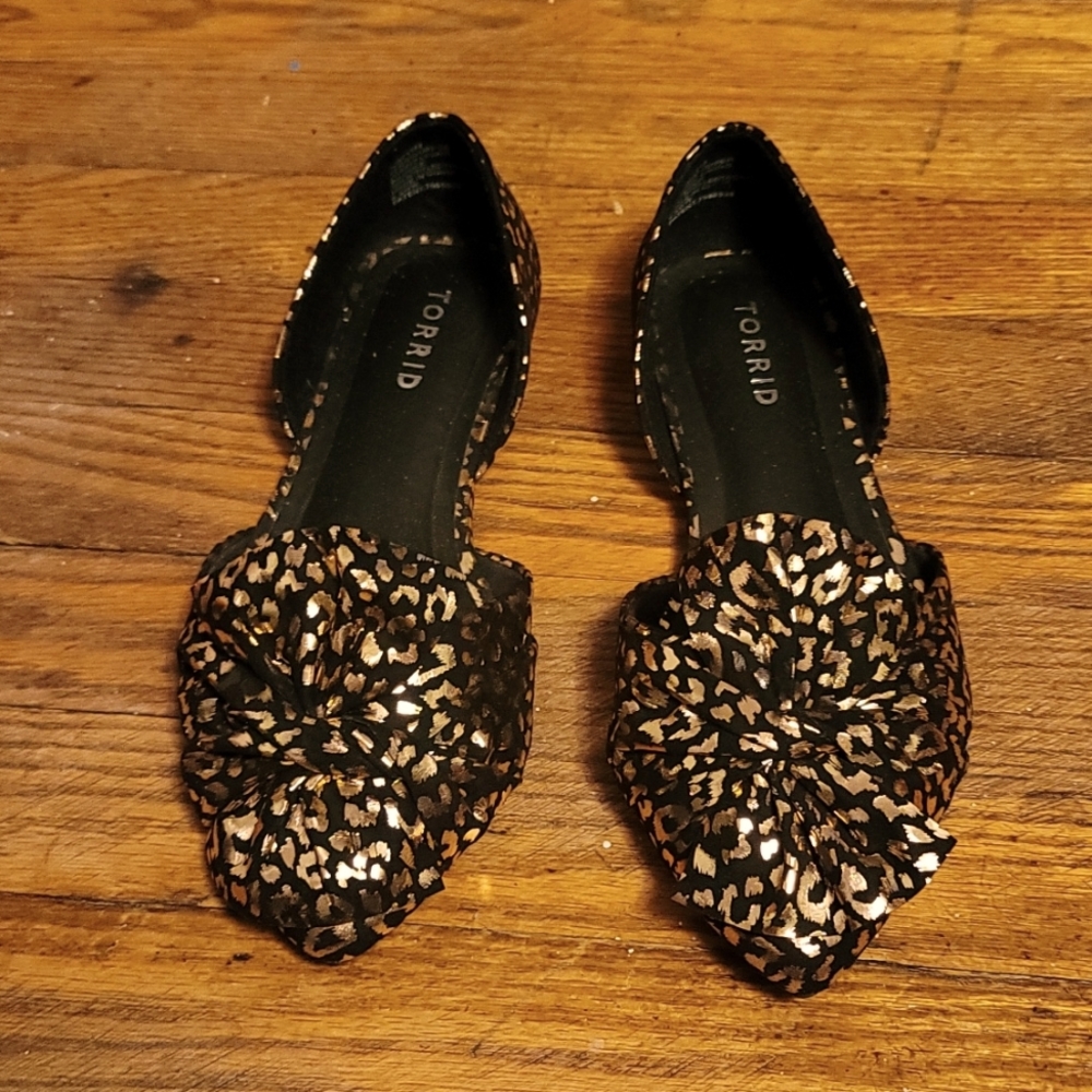 Torrid metallic gold and black animal print flats